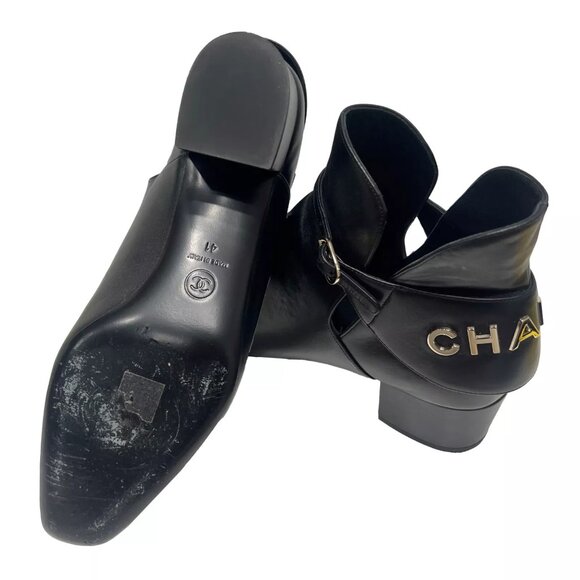 $1575 Chanel 21A Black Leather Velvet Toe Cap Logo Gold Strap Ankle Boot 10.5/41 - Picture 8 of 15